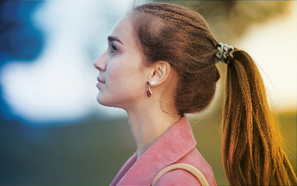 É possível reduzir a queda do cabelo durante a quimioterapia?